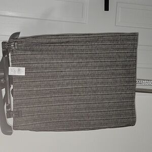 NEW Loft Skirt (Size: Small)